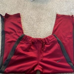 Nike therma pants
